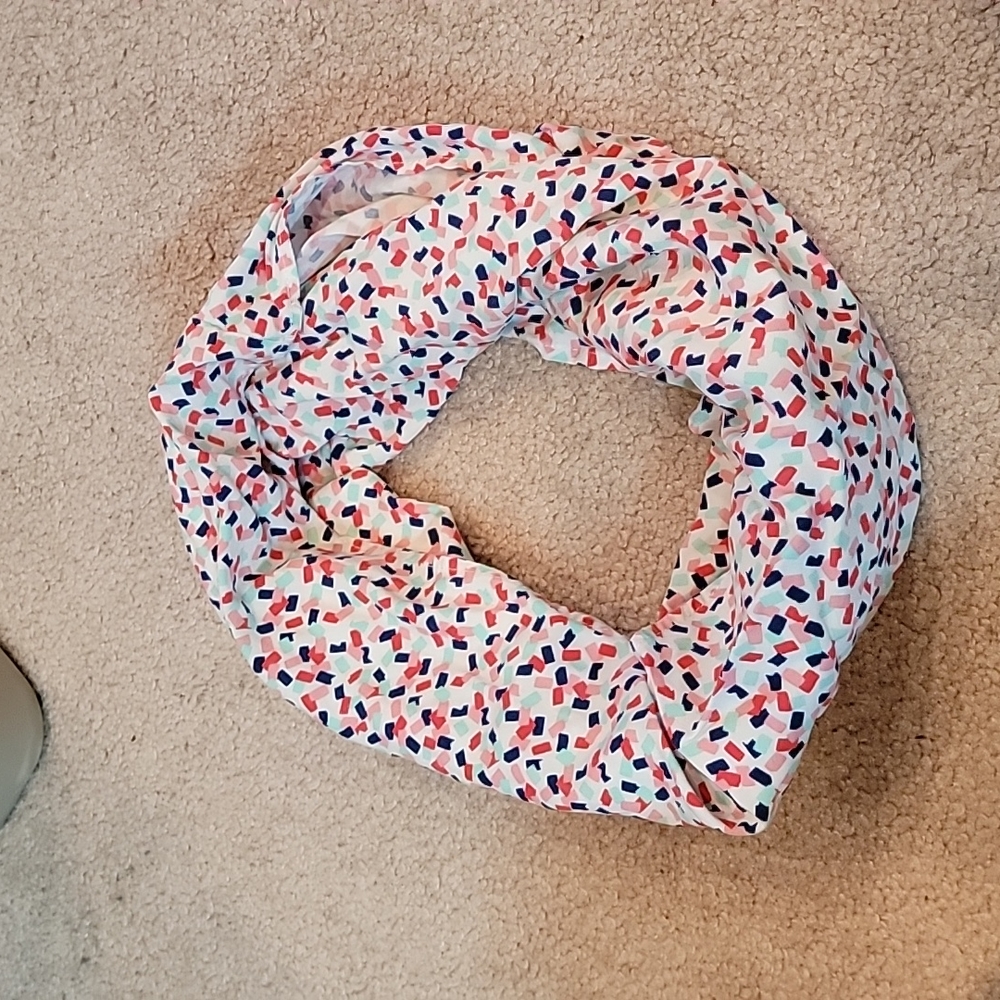 Crazy 8 Scarf - Speckled Deisgn (Youth One Size)